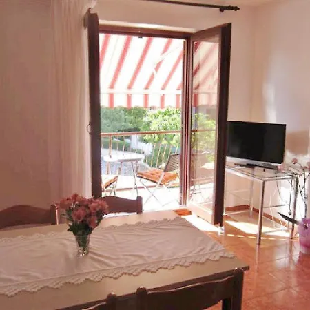 Patricija Affittacamere 3*